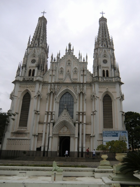 Köllner Dom in Klein - Catedral Metropolitana in der Cidade Alta (Altstadt) von Vitoria
